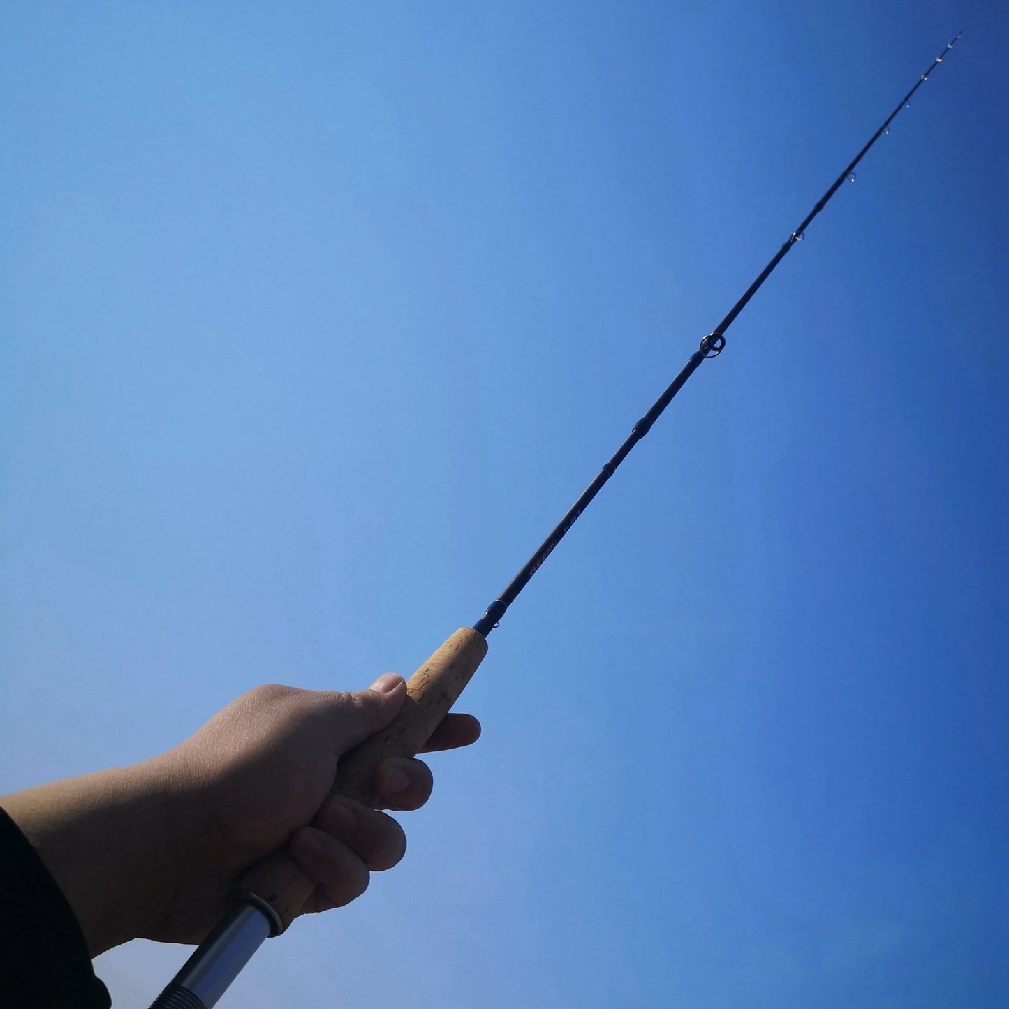 Seachaser 7FT 5/6WT Fly Fishing Rod – Carbon Fiber, Slow Action with Cork Handle